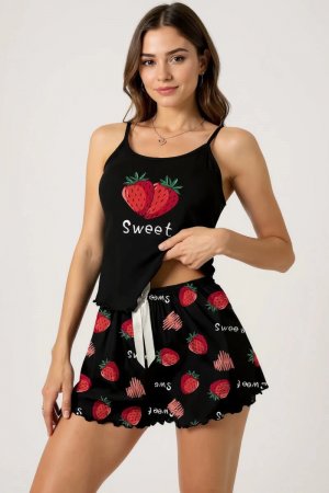 Çilek Baskılı Siyah Askılı Şortlu Pijama Takımı...
