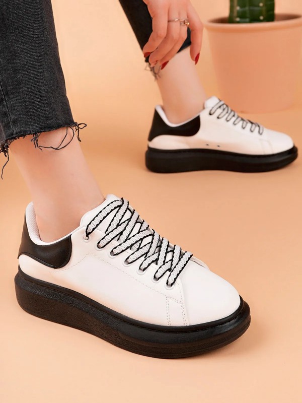 Luis a Costa LC107 Beyaz Arka Siyah ST Bağcıklı Kadın Ayakkabı…