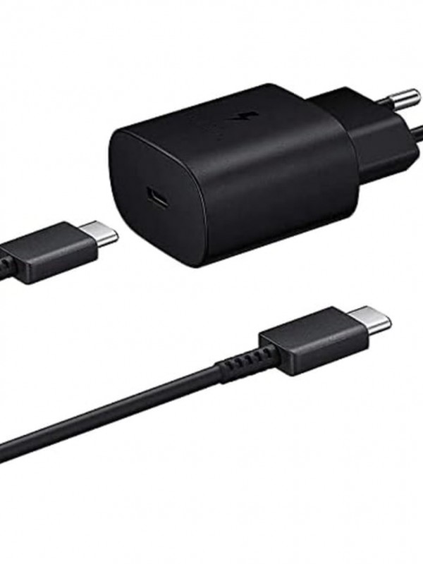FitPlus FP-TA900 25W Super Fast Type-C to Type-C Şarj Aleti ve Kablo Set - Siyah