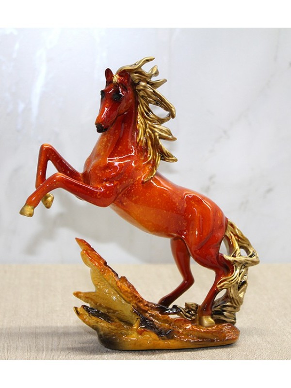 Polyester Gold Detaylı Şahlanmış At Figürü Polyester Gold Detaylı Şahlanmış At Figürü