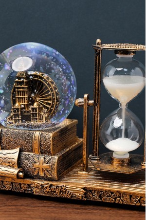 Dekoratif Kar Küresi ve Kum Saati Gold Renk…
