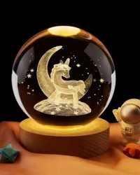 Unicorn Ay Figürlü Işıklı Ahşap Altlıklı Kar Küresi (8 cm)
